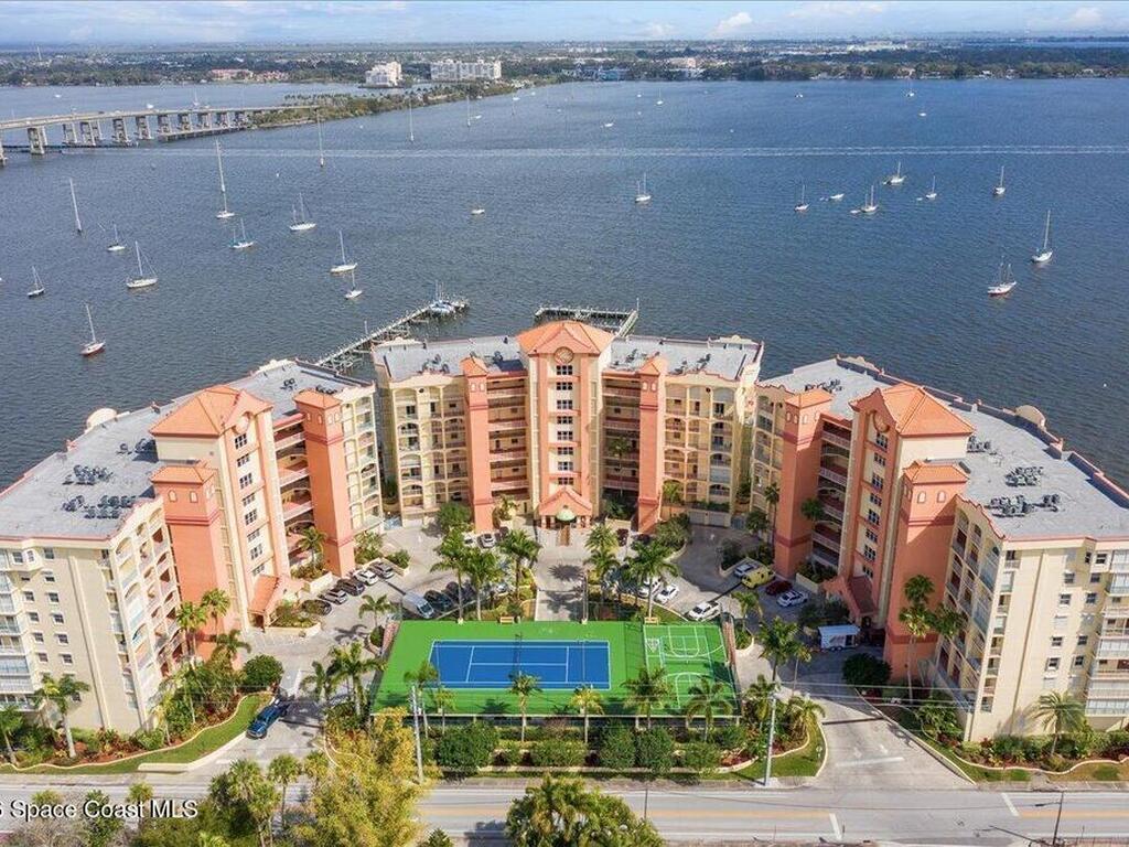 102 Riverside Drive, Cocoa, FL 32922