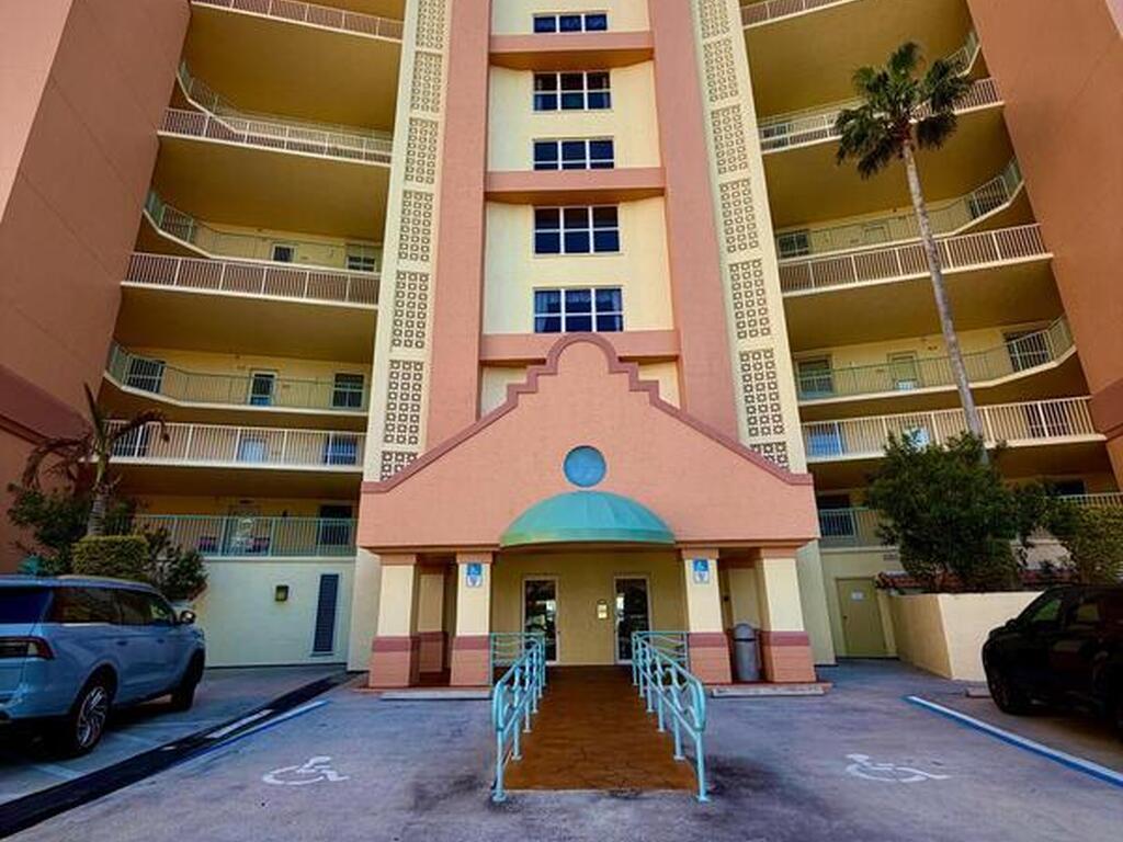 102 Riverside Drive, Cocoa, FL 32922