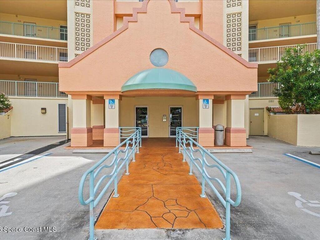 102 Riverside Drive, Cocoa, FL 32922