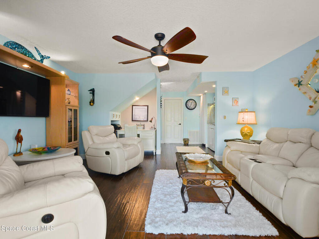1923 Jimmy Buffett Memorial Highway, Indian Harbour Beach, FL 32937