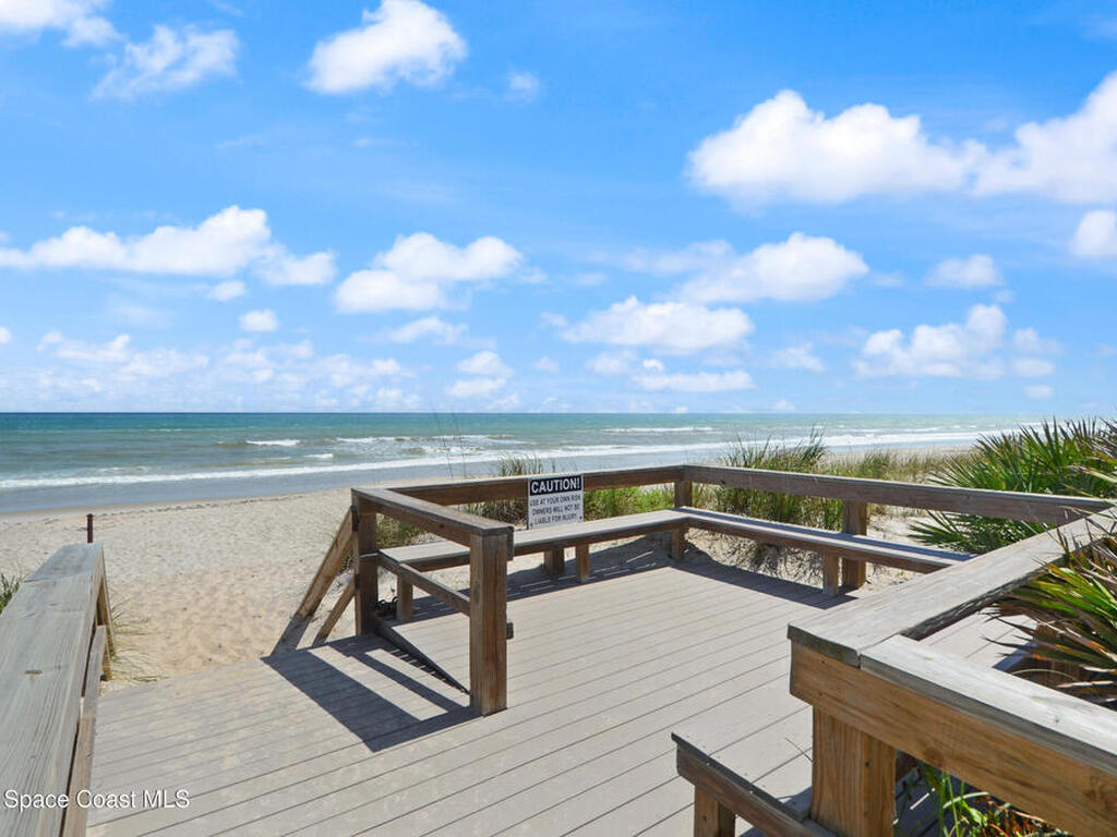 1923 Jimmy Buffett Memorial Highway, Indian Harbour Beach, FL 32937