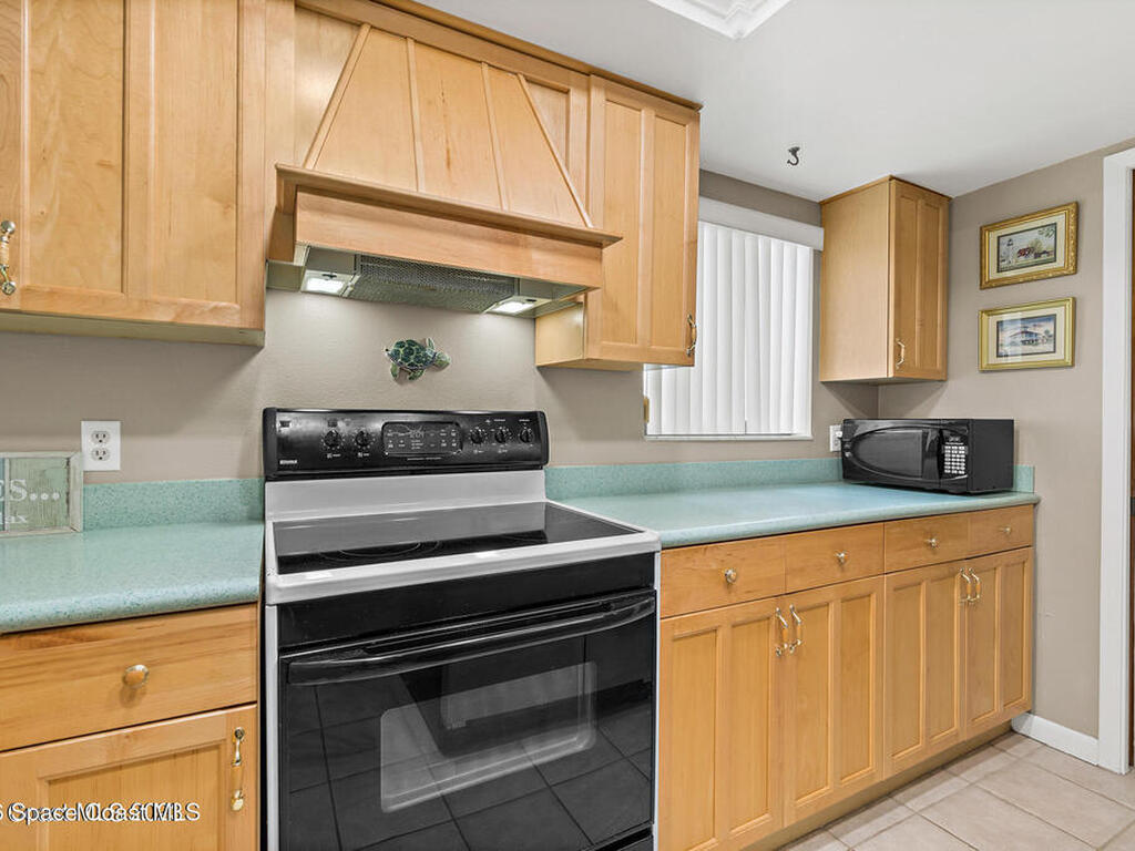 8494 Ridgewood Avenue, Cape Canaveral, FL 32920