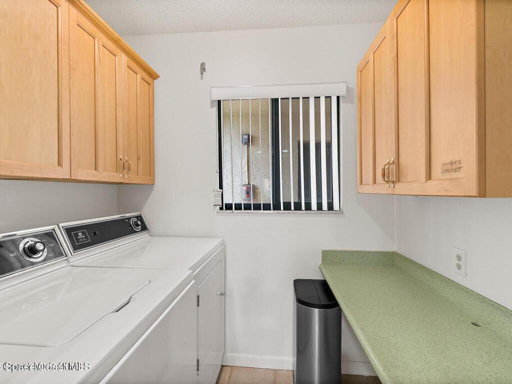 8494 Ridgewood Avenue, Cape Canaveral, FL 32920