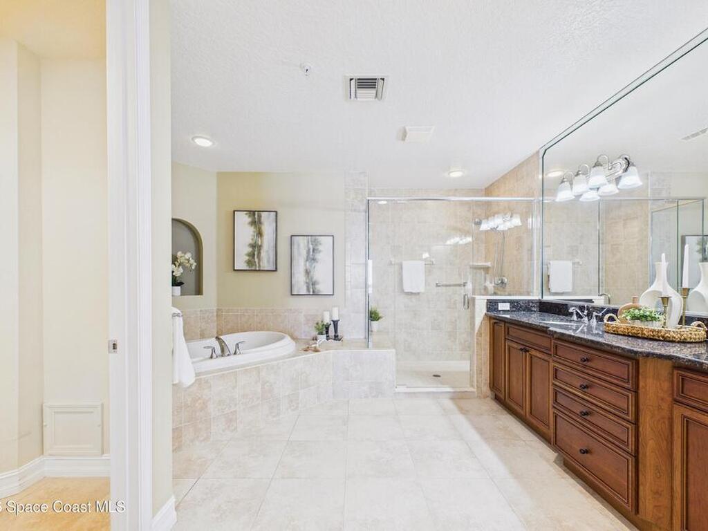 15 N Indian River Drive, Cocoa, FL 32922