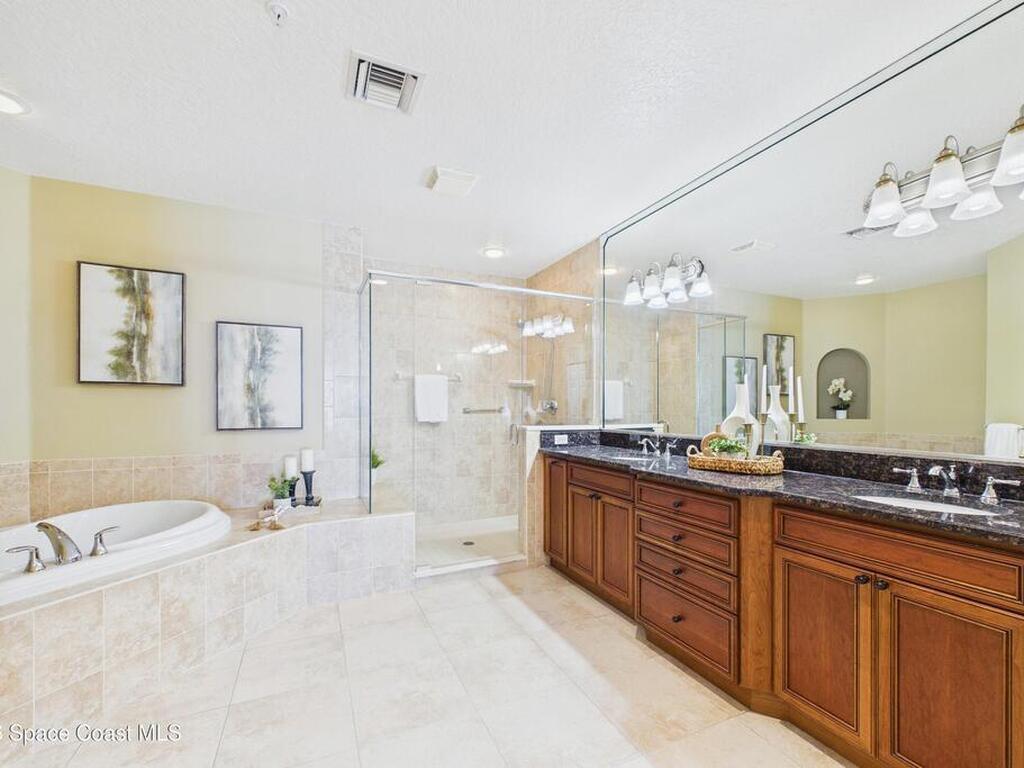 15 N Indian River Drive, Cocoa, FL 32922