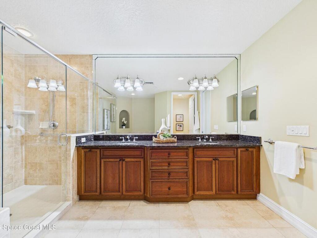 15 N Indian River Drive, Cocoa, FL 32922