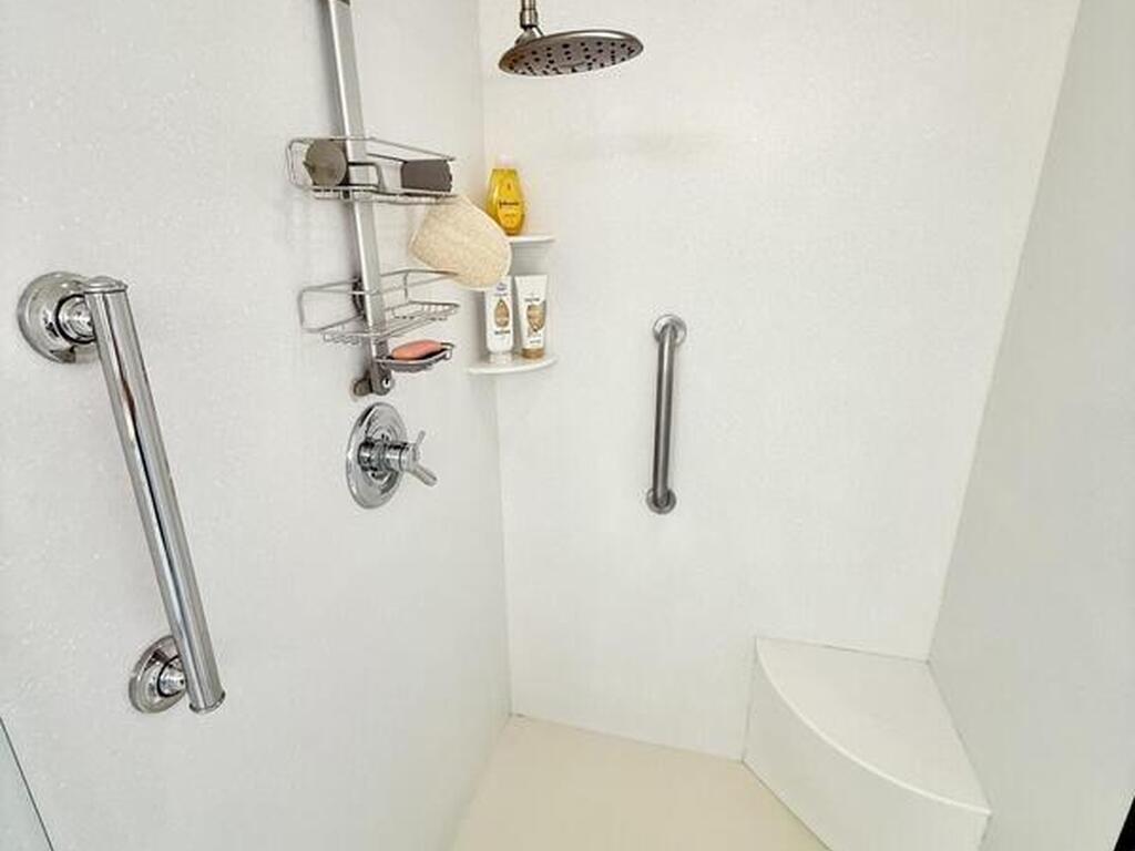 8700 Ridgewood Avenue, Cape Canaveral, FL 32920