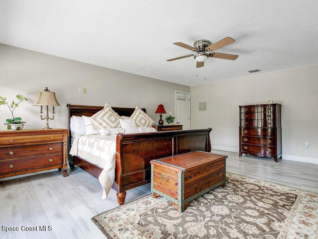 250 E Central Boulevard, Cape Canaveral, FL 32920