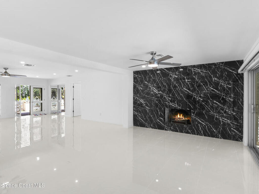 6235 4th Street, Vero Beach, FL 32968