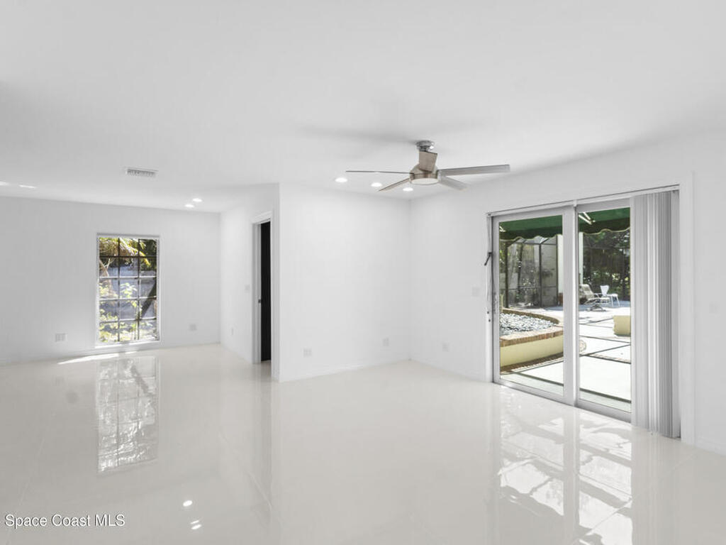 6235 4th Street, Vero Beach, FL 32968