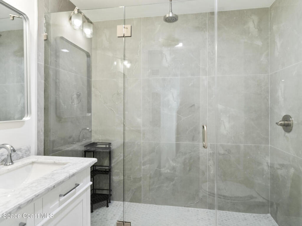6235 4th Street, Vero Beach, FL 32968