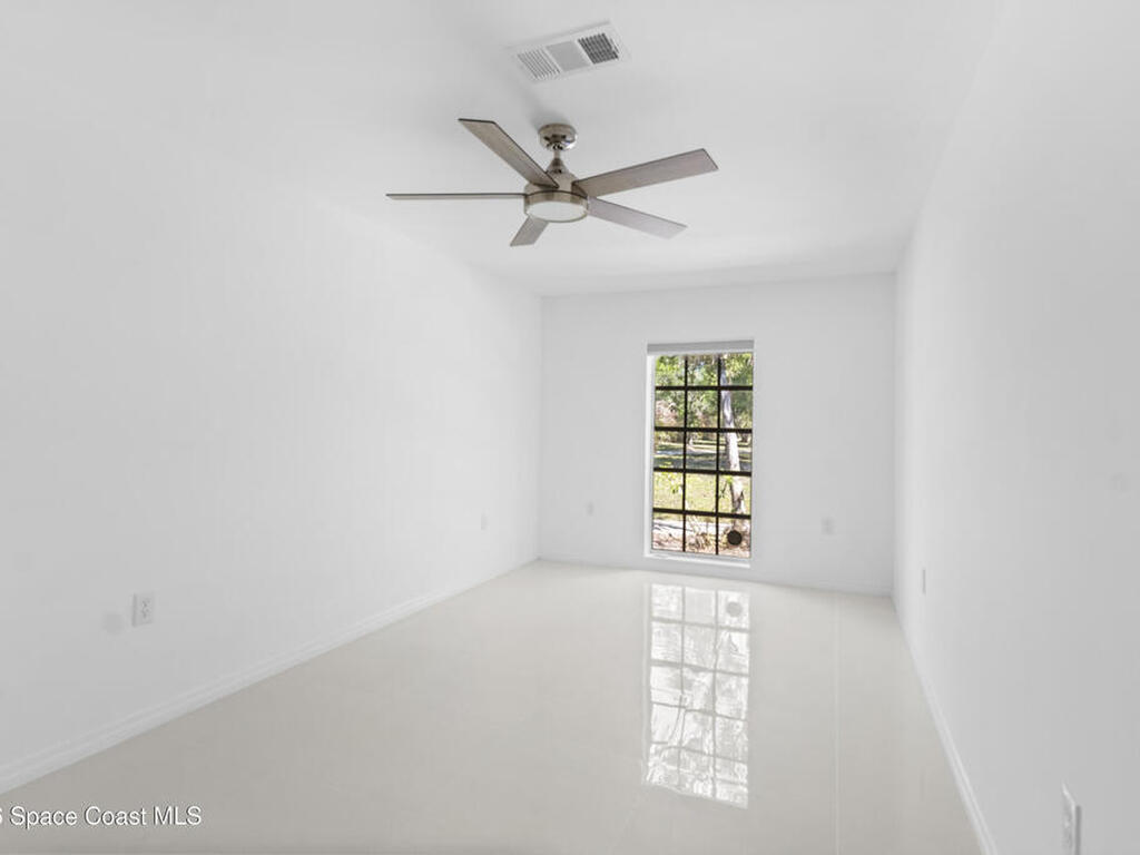 6235 4th Street, Vero Beach, FL 32968