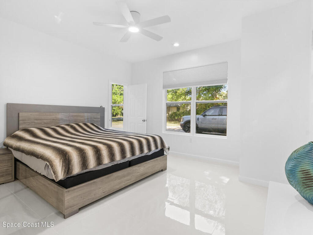 6235 4th Street, Vero Beach, FL 32968