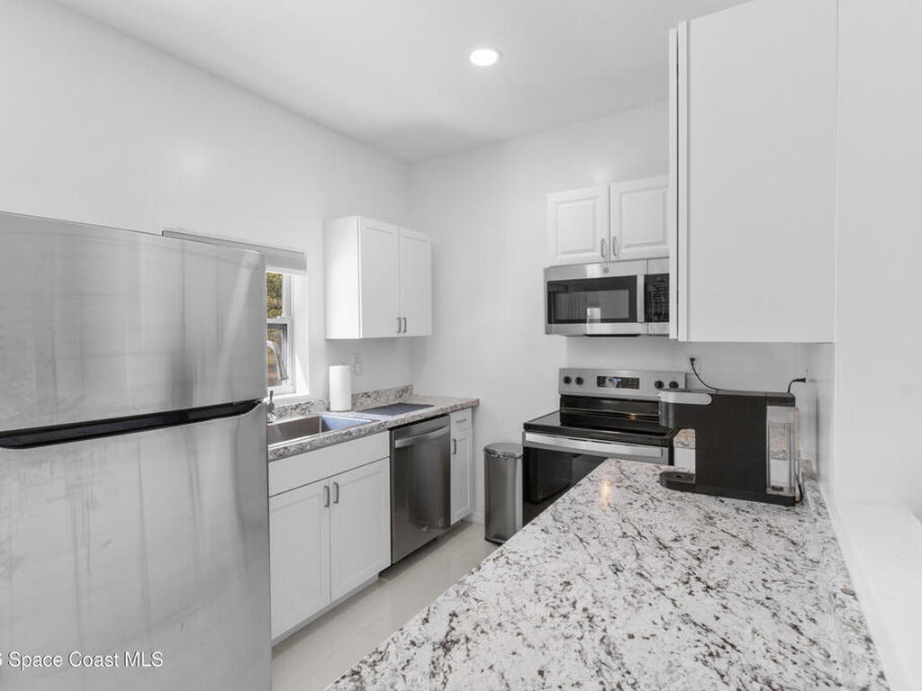 6235 4th Street, Vero Beach, FL 32968