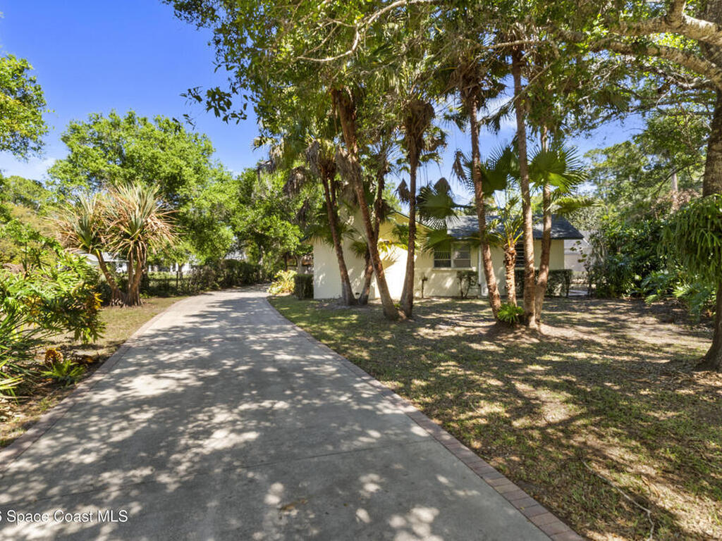 6235 4th Street, Vero Beach, FL 32968