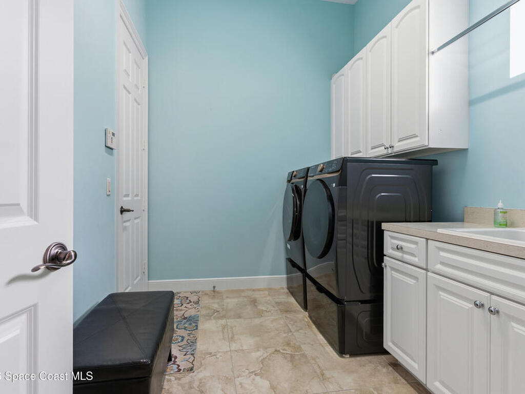 1360 S Village Square, Vero Beach, FL 32966