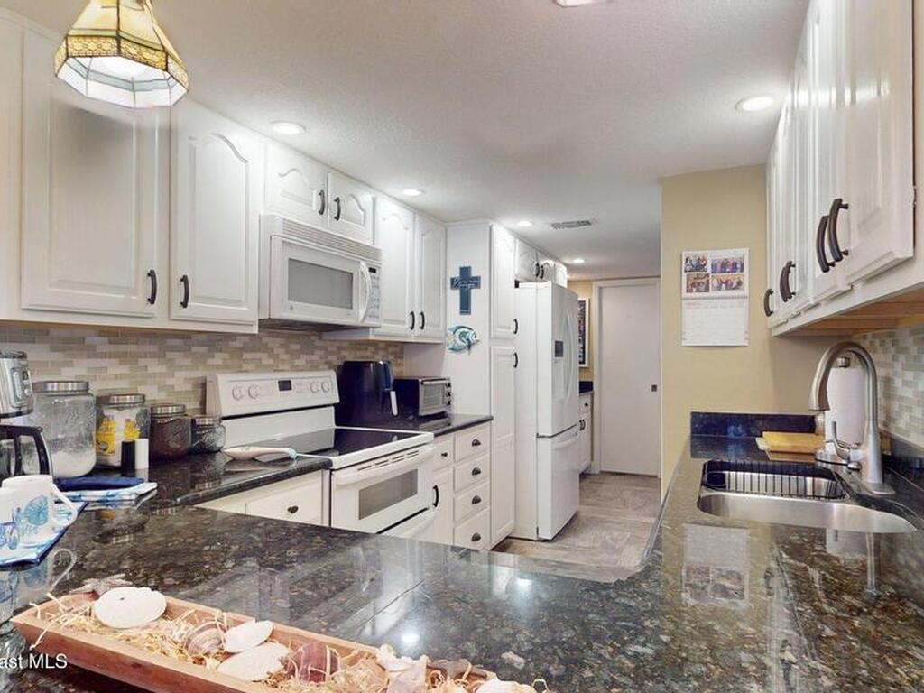 8711 Hibiscus Court, Cape Canaveral, FL 32920