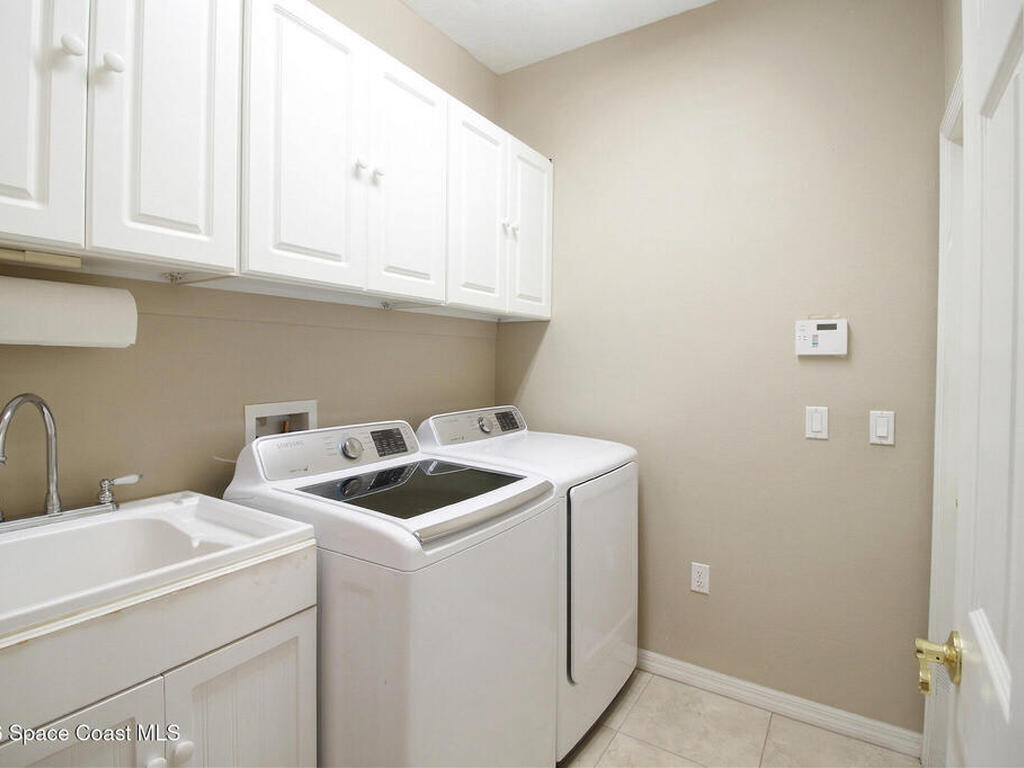 101 Majestic Bay Avenue, Cape Canaveral, FL 32920