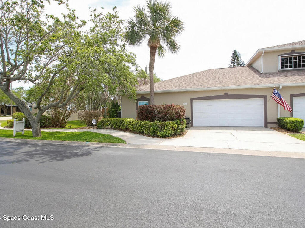 101 Majestic Bay Avenue, Cape Canaveral, FL 32920