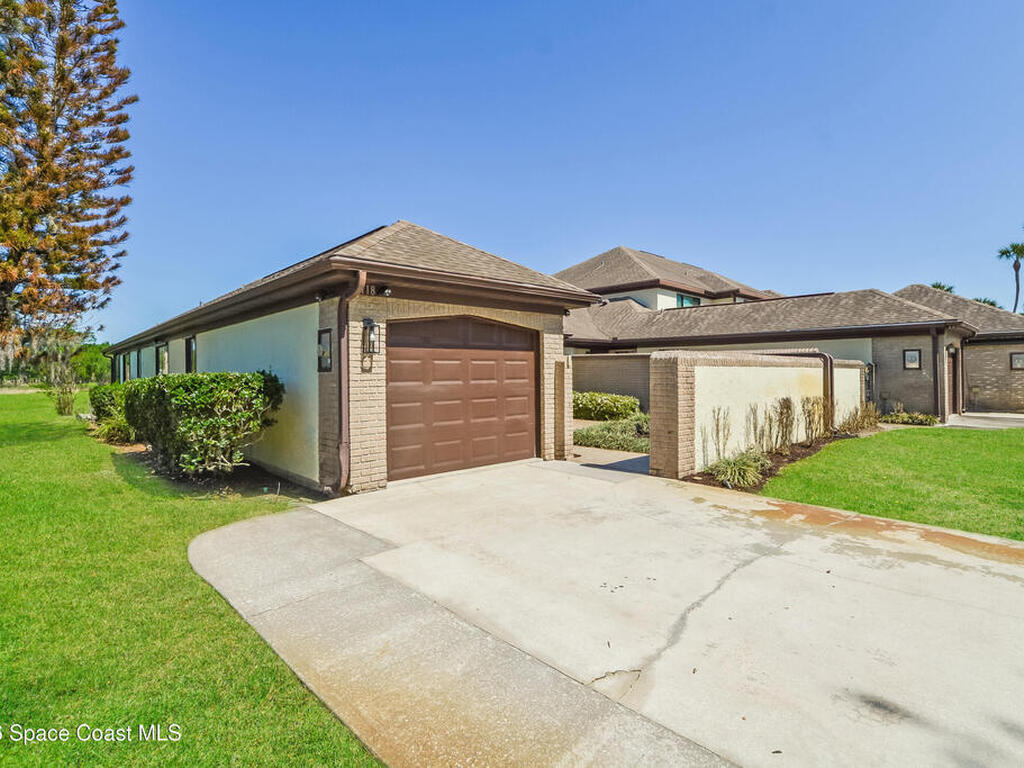 2118 Kings Cross Street, Titusville, FL 32796
