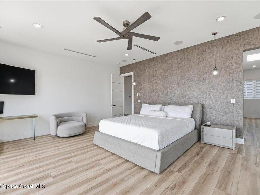 2175 S Tropical Trail, Merritt Island, FL 32952