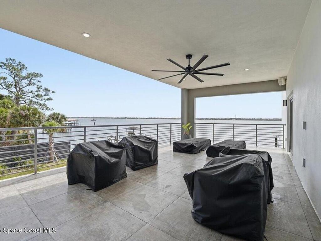 2175 S Tropical Trail, Merritt Island, FL 32952