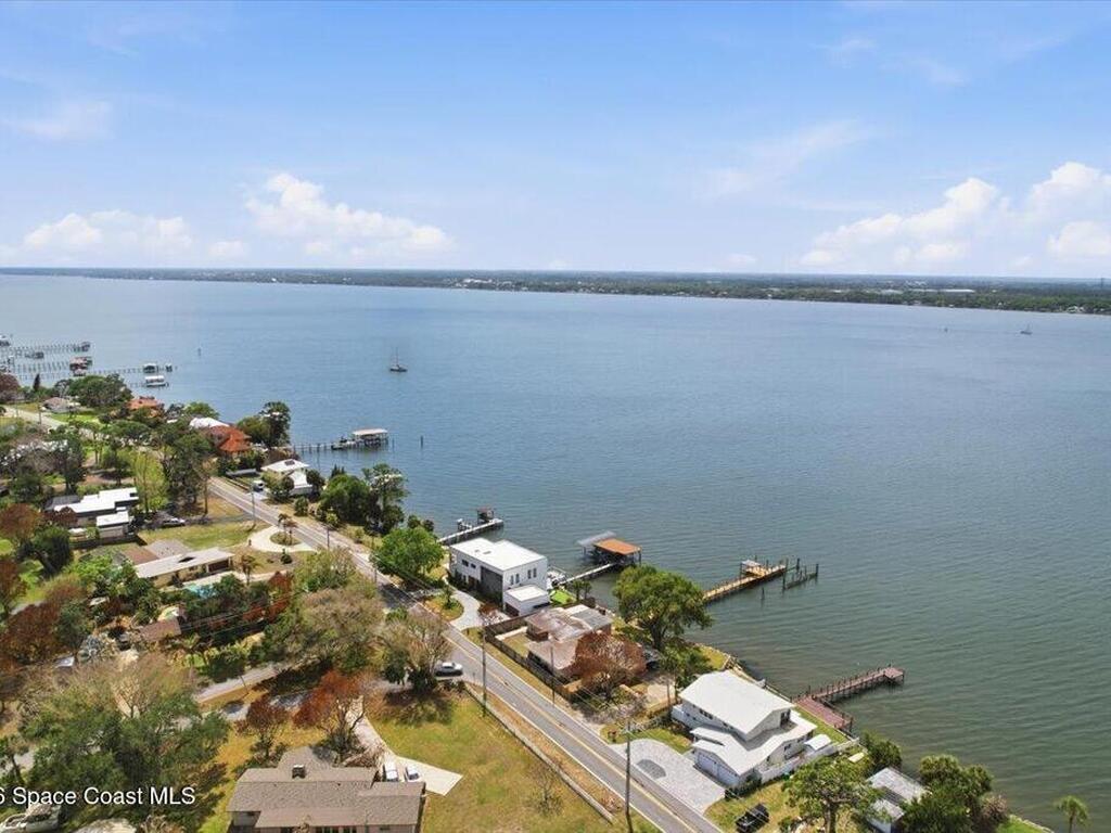 2175 S Tropical Trail, Merritt Island, FL 32952