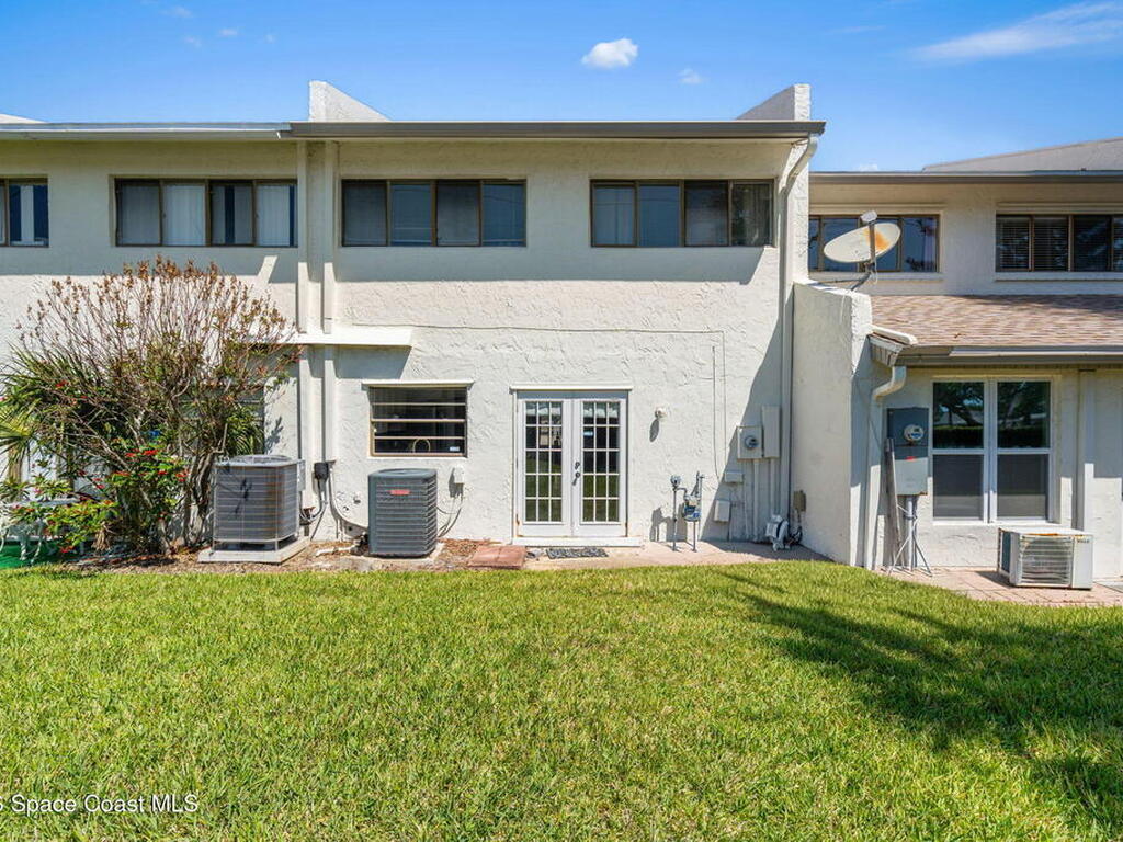 519 Summerset Court, Indian Harbour Beach, FL 32937