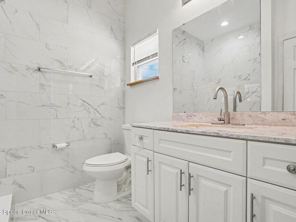 416 La Veta Drive, West Melbourne, FL 32904