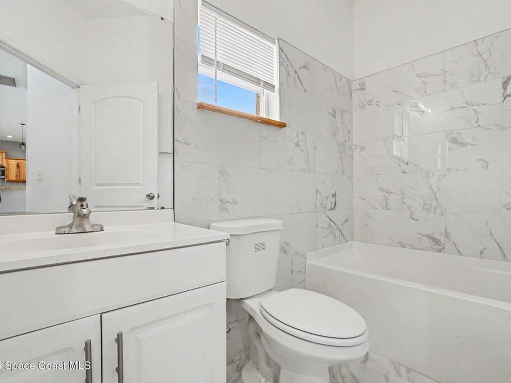 416 La Veta Drive, West Melbourne, FL 32904