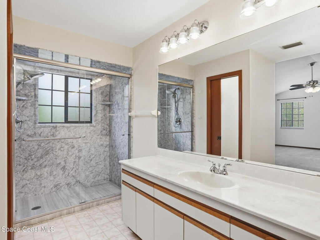 867 Greenwood Manor Circle, West Melbourne, FL 32904