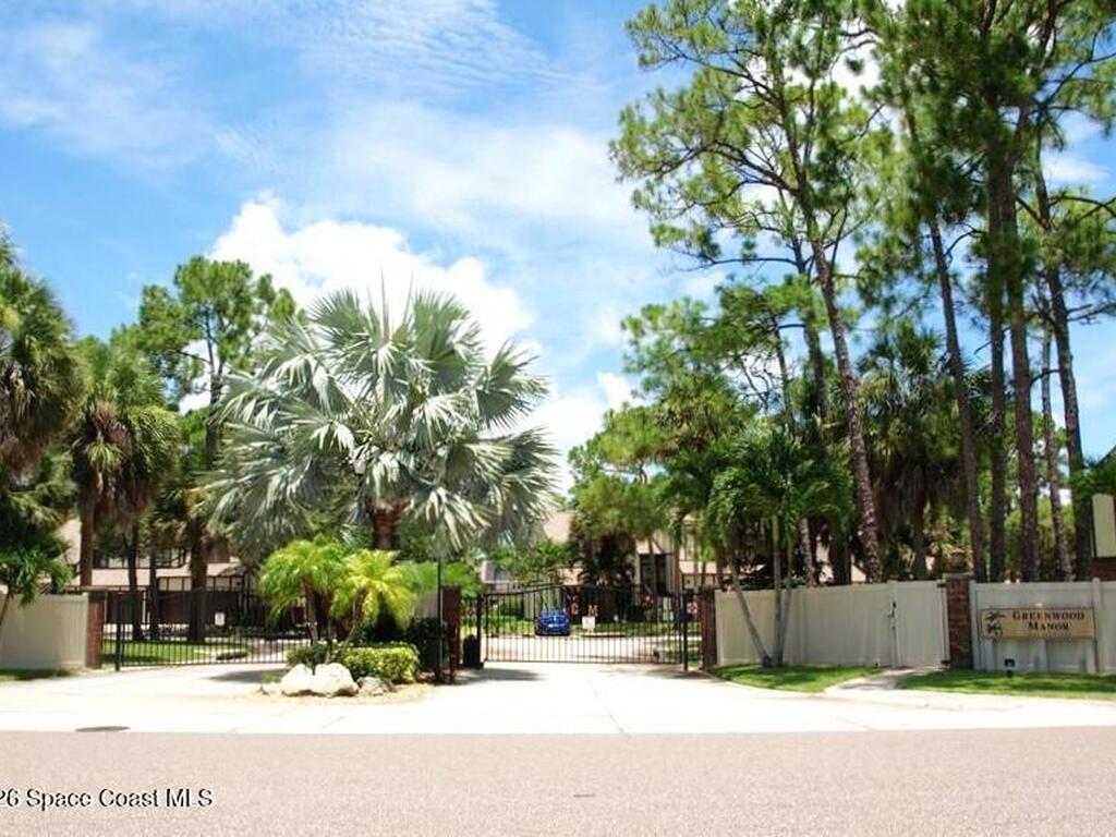 867 Greenwood Manor Circle, West Melbourne, FL 32904