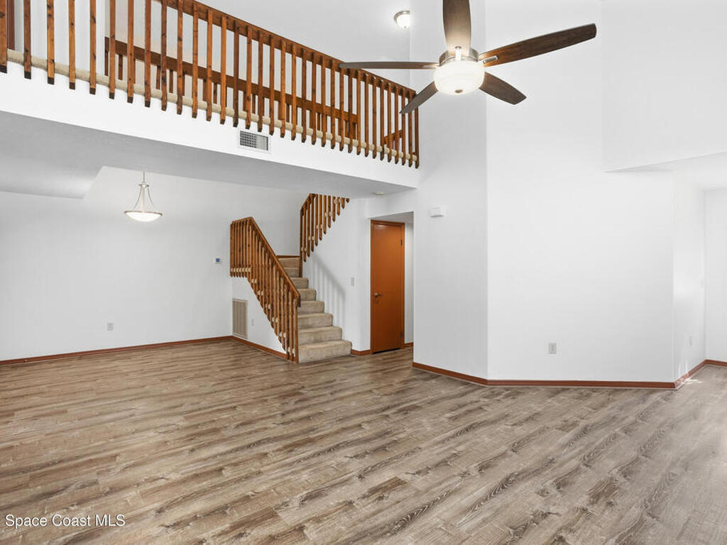 867 Greenwood Manor Circle, West Melbourne, FL 32904