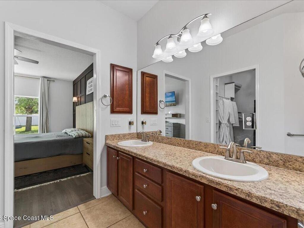 1246 Alaqua Way, West Melbourne, FL 32904