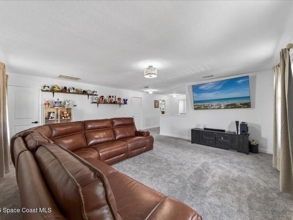 1246 Alaqua Way, West Melbourne, FL 32904