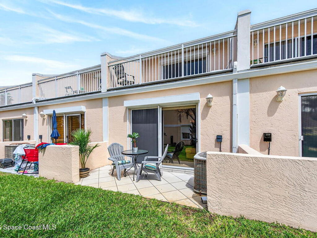 135 Escambia Lane, Cocoa Beach, FL 32931