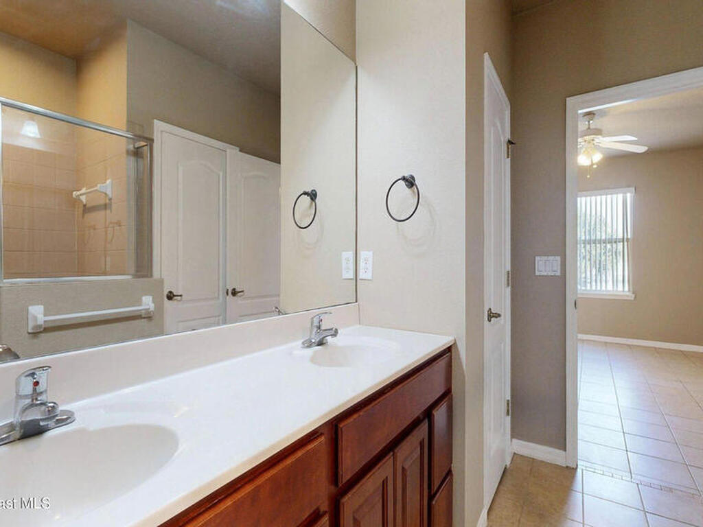 916 Ocaso Lane, Rockledge, FL 32955
