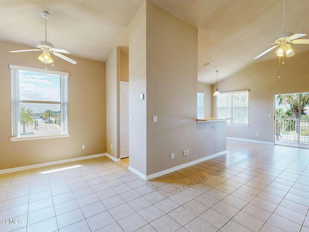 916 Ocaso Lane, Rockledge, FL 32955
