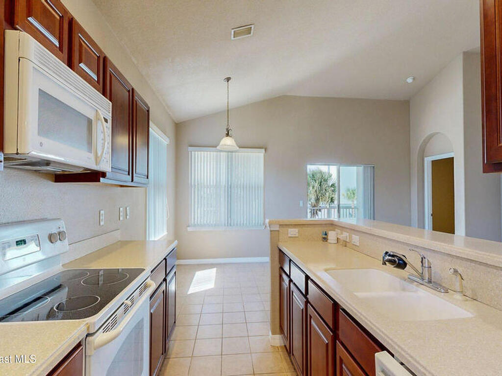 916 Ocaso Lane, Rockledge, FL 32955