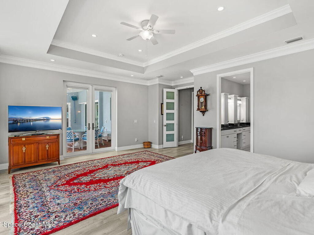 112 Cat Cay Lane, Indian Harbour Beach, FL 32937