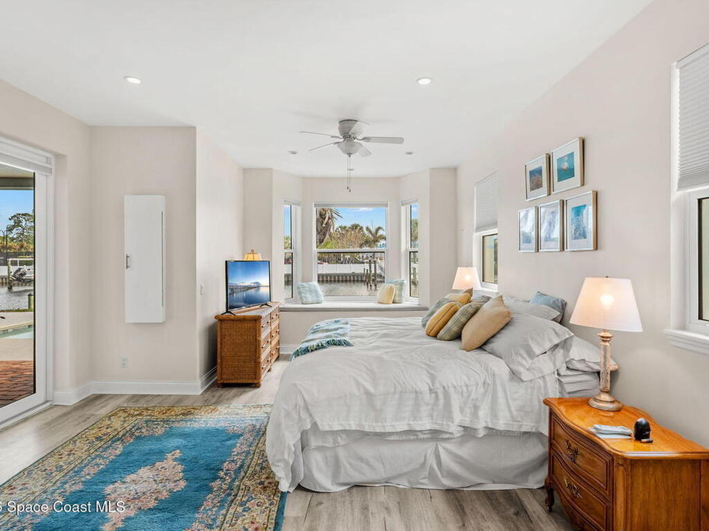 112 Cat Cay Lane, Indian Harbour Beach, FL 32937