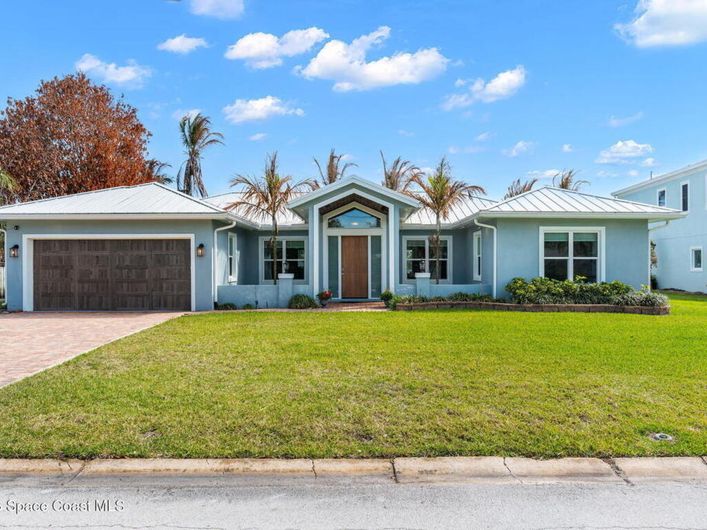 112 Cat Cay Lane, Indian Harbour Beach, FL 32937