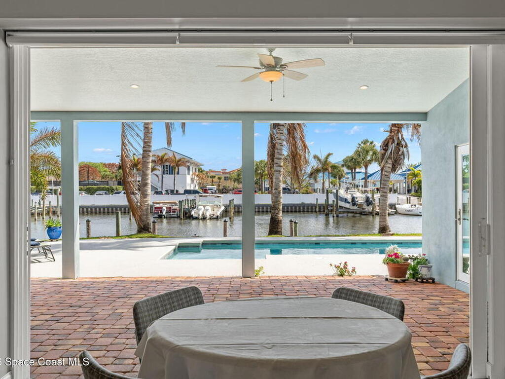 112 Cat Cay Lane, Indian Harbour Beach, FL 32937