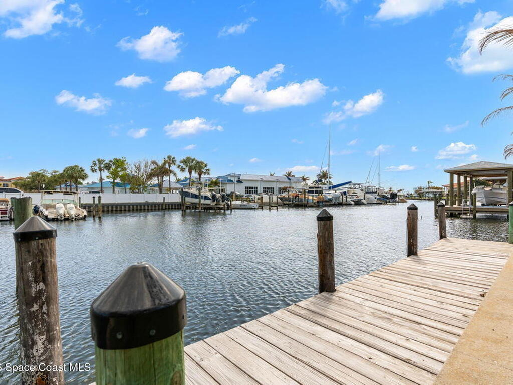 112 Cat Cay Lane, Indian Harbour Beach, FL 32937