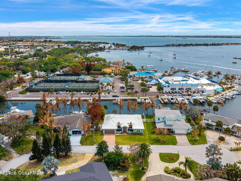 112 Cat Cay Lane, Indian Harbour Beach, FL 32937