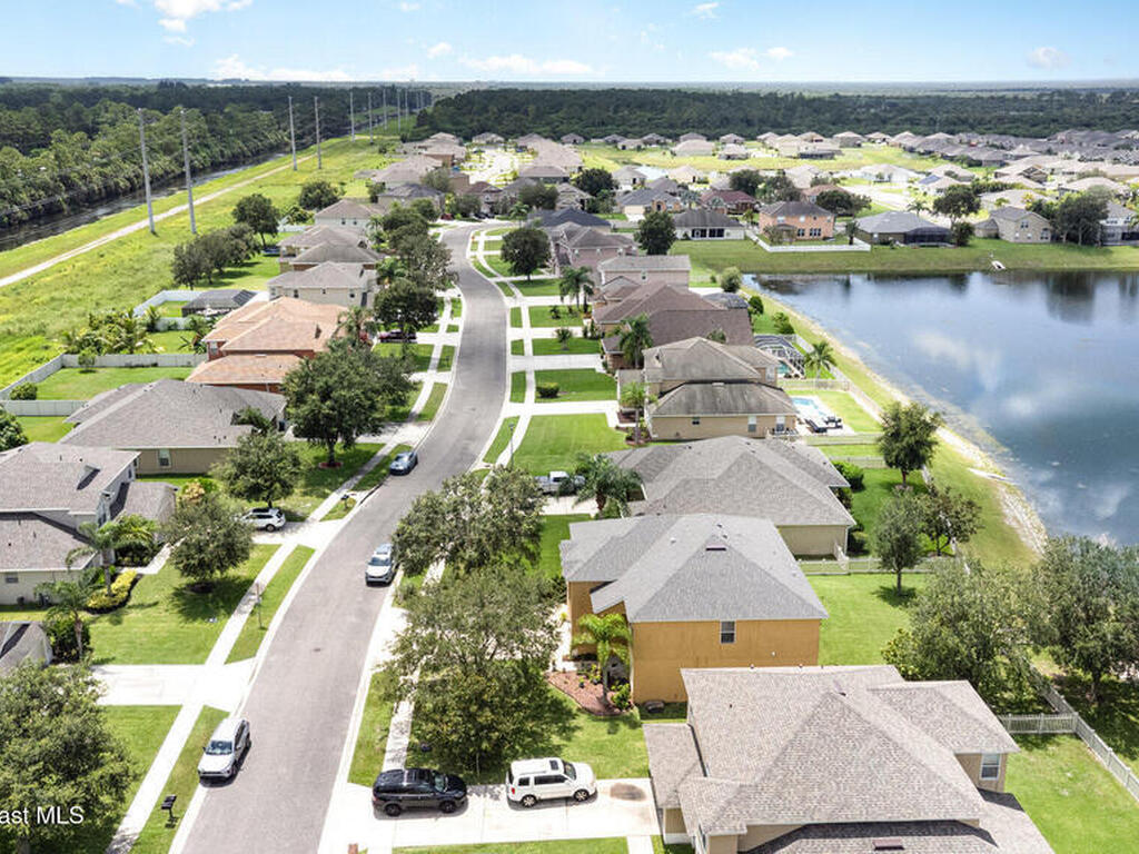 154 Wading Bird Circle, Palm Bay, FL 32908
