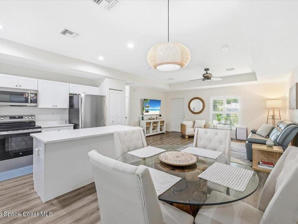 1116 33rd Avenue, Vero Beach, FL 32968