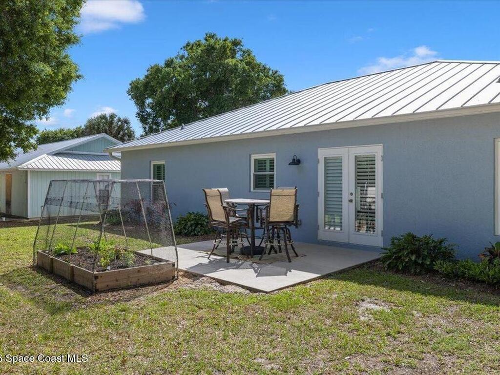 1116 33rd Avenue, Vero Beach, FL 32968