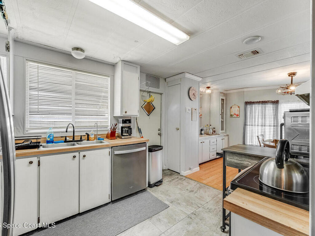 1930 Live Oak Street, Palm Bay, FL 32905