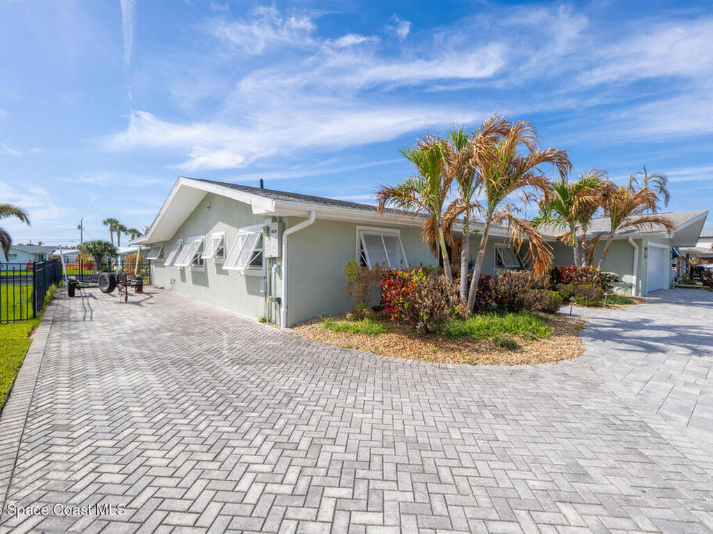 511 Eleuthera Lane, Indian Harbour Beach, FL 32937